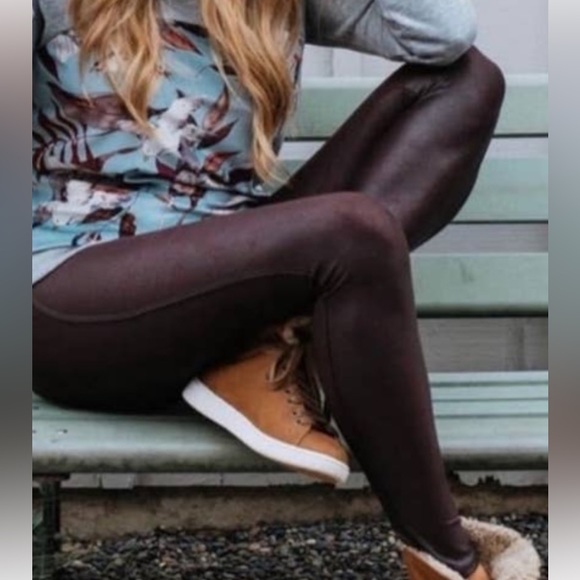 SPANX Pants - SPANX Faux Leather High waisted Leggings